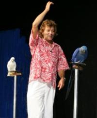 Mark Steiger, parrot show